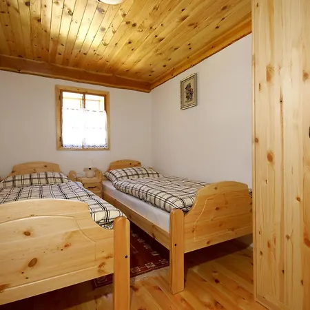 Turisticna Kmetija Povh *