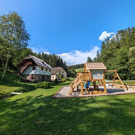 Apartman Turisticna Kmetija Povh Prevalje